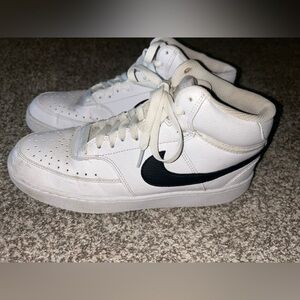 Nike Mens Size 8.5 Court Vision Mid Next Nature‎ Shoes White/Black DN3577-101